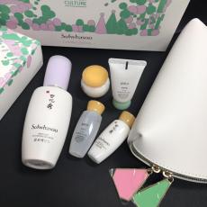 ������ƷSULWHASOOѩ�������ﾫ��60ml�����浭��ɫƿ��